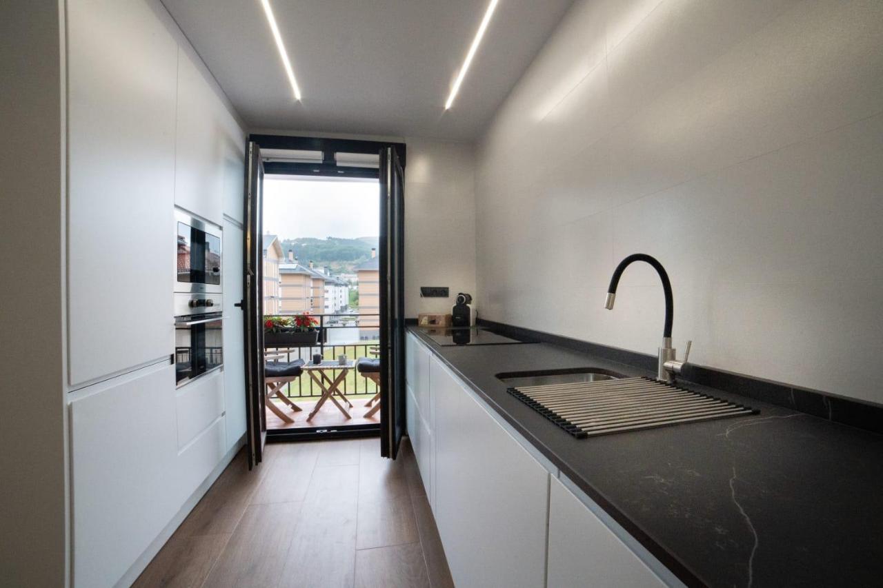 Apartamentos Arrigane Guernica y Luno Εξωτερικό φωτογραφία